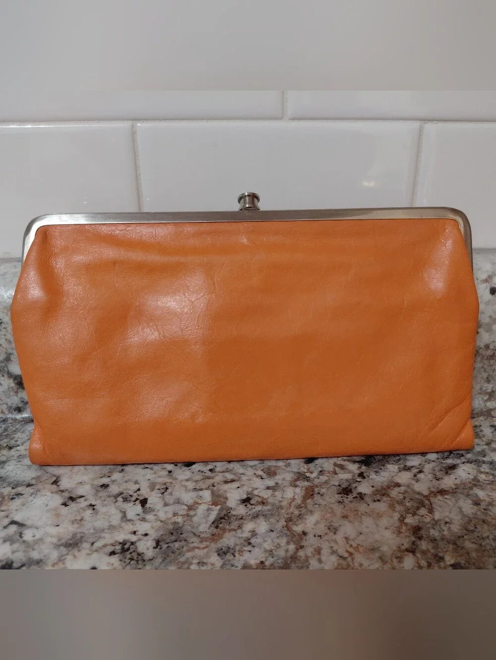 HOBO lauren clutch